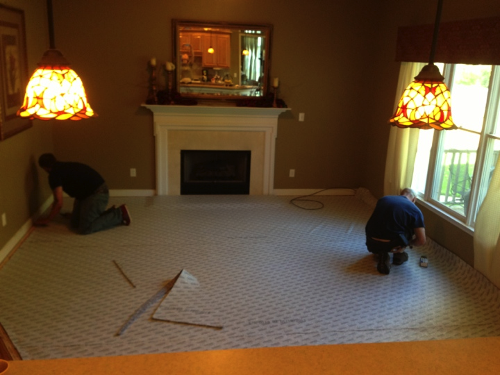 Carpet Install Pics 2013.076